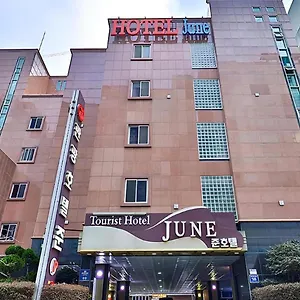 Airport June Hotel